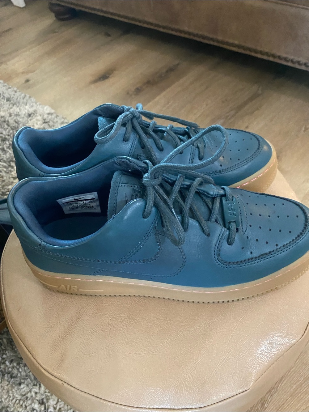 Nike Wmns Air Force 1 Sage Low LX 'Deep Jungle Size 9.5 - Picture 4 of 10